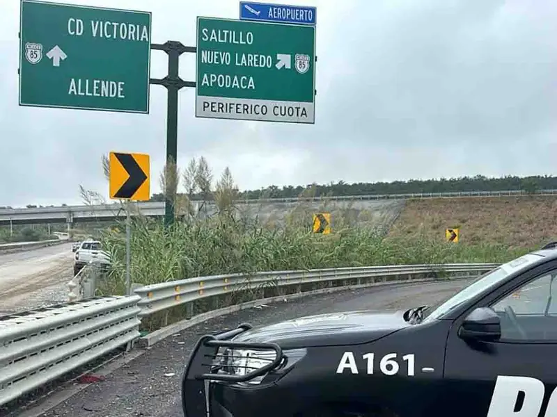 El hallazgo fue esta mañana en el Anillo Periférico, a la altura del kilómetro 105 en la localidad Los Sabinos, se topó con la macabra escena.