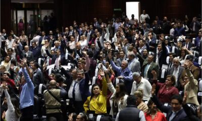 Diputados aprueban reforma para que la Guardia Nacional pase a la Sedena; oposición alerta sobre militarización y posibles riesgos.