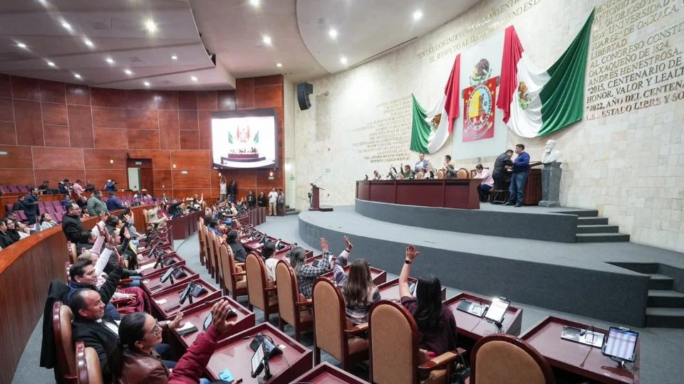 Entre los primeros en aprobar la iniciativa estuvieron los congresos de Oaxaca, Colima y Tabasco; se espera sea promulgada por AMLO el 15 de septiembre.