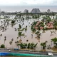 La alcaldesa destacó que, en tan solo 72 horas, el puerto ha recibido una cantidad de lluvia equivalente a seis meses, agravando aún más la situación.