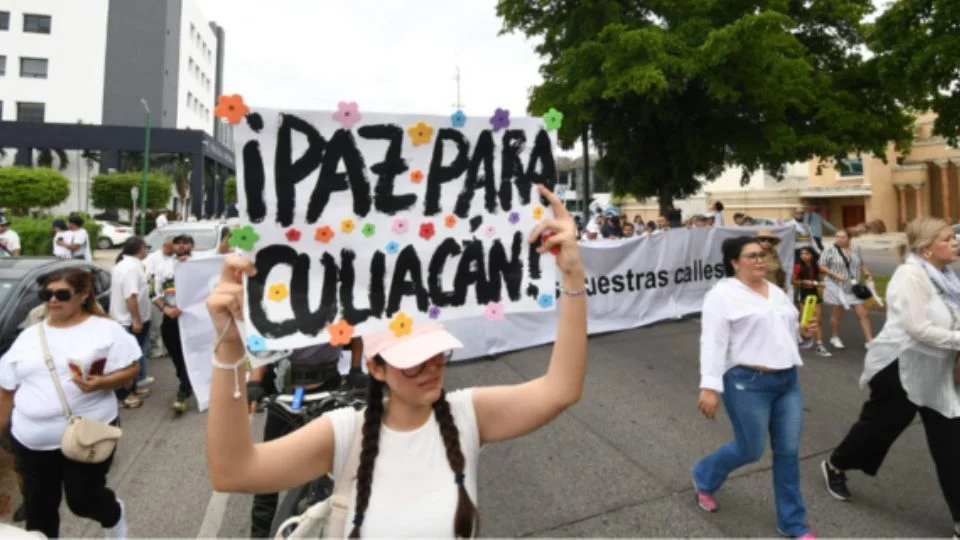 Ciudadanos se unieron para clamar justicia y paz ante los recientes hechos violentos.