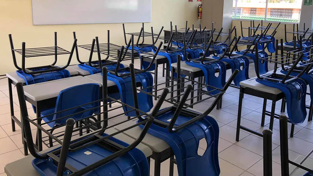 Las clases habían sido interrumpidas inicialmente en los municipios de Culiacán, Cosalá, Elota y San Ignacio debido a los hechos violentos que se presentaron en esas áreas.