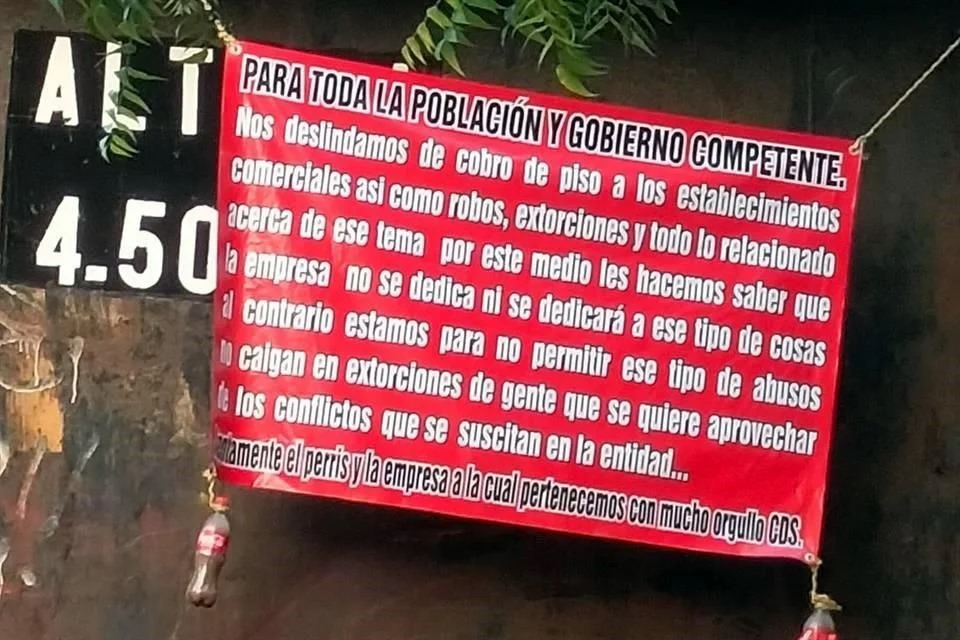 Bloqueos, robos y narcomantas en Sinaloa; refuerzan seguridad tras violencia desatada por la pugna entre facciones del Cártel de Sinaloa.