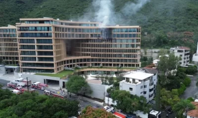 Incendio en el edificio Akumal en San Pedro desaloja a 203 personas; no se reportan lesionados. Autoridades investigan la causa.