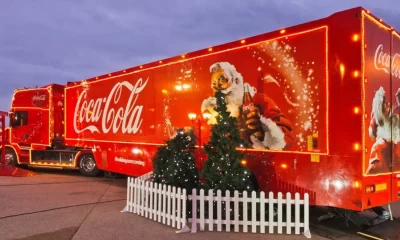 La Caravana Navideña de Coca-Cola regresa a Monterrey este sábado con un recorrido lleno de magia, luces y alegría navideña.