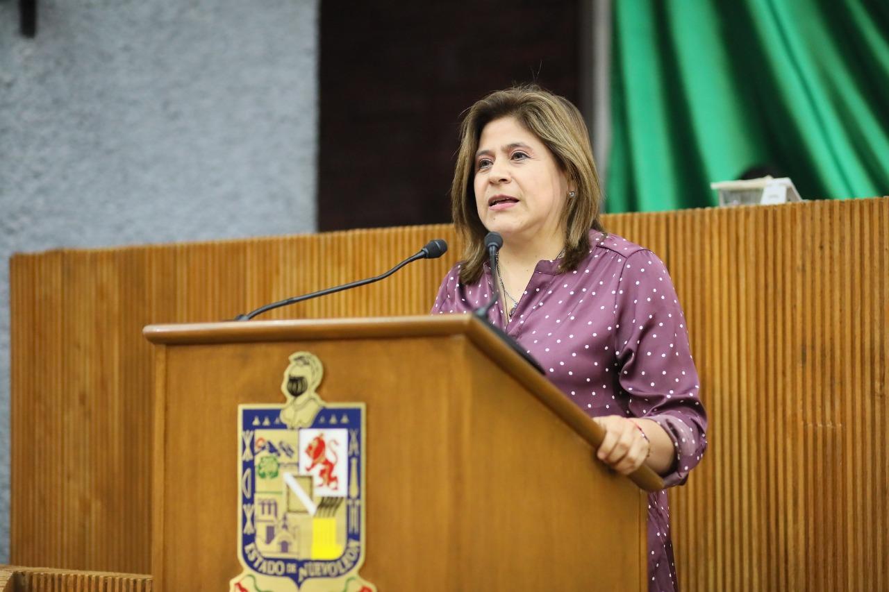 La emecista subrayó que es obligatorio cumplir con la ley y dar curso a las decisiones ya tomadas.