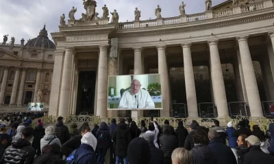 El Papa Francisco pide un alto al fuego en todos los frentes de guerra antes de Navidad, condenando la crueldad en Ucrania y Gaza.