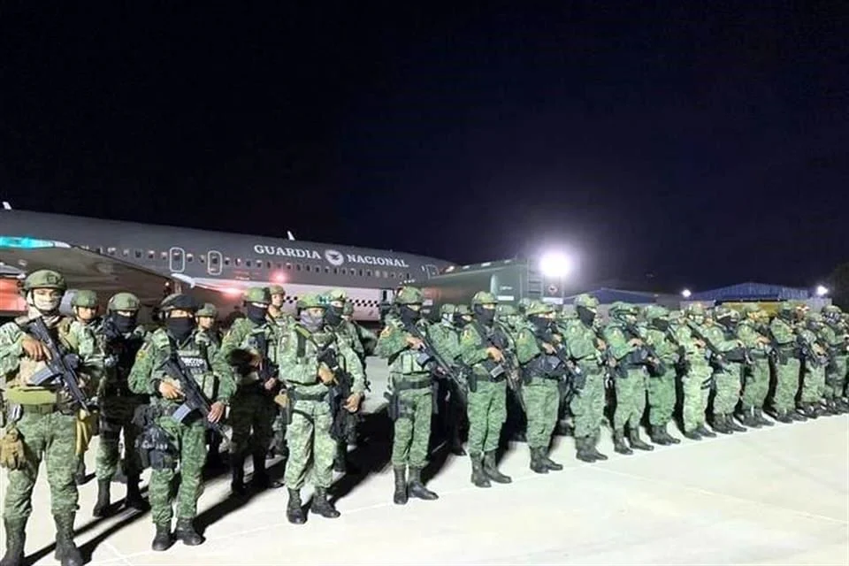 Desde julio, más de 2 mil efectivos militares han sido enviados a Sinaloa como parte de las medidas para controlar la pugna interna del Cártel de Sinaloa