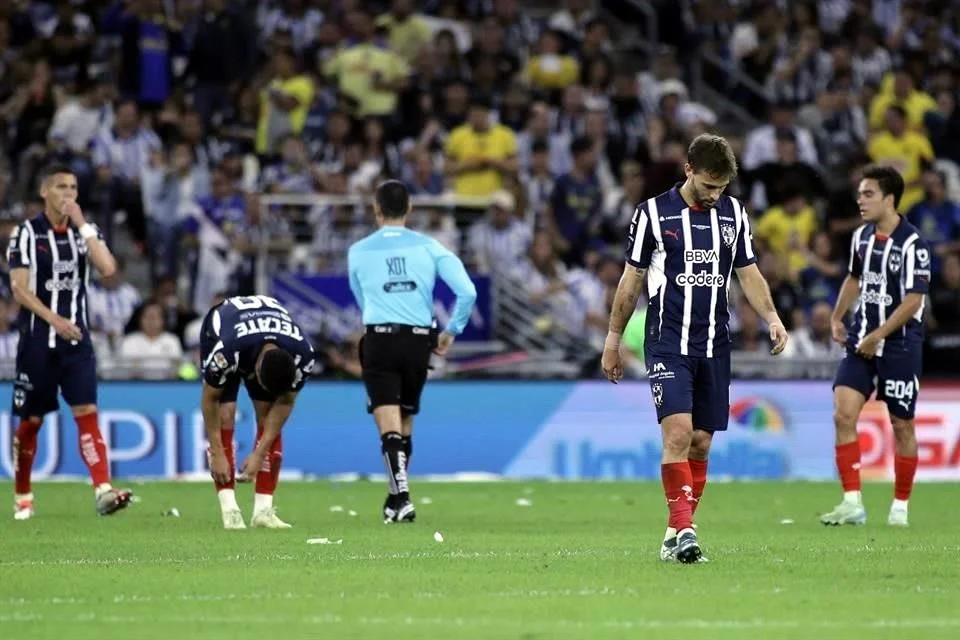 América se consagra tricampeón tras empatar 1-1 con Rayados y ganar 3-2 en el global. Monterrey no rompe la maldición de su estadio; las Águilas vuelven a hacer historia.