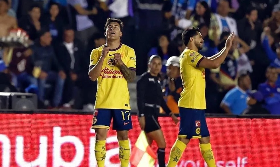 América vence 4-3 a Cruz Azul y avanza a la Final del Apertura 2024, buscando su título 16 y el tricampeonato histórico.