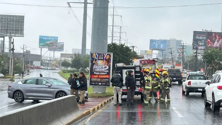 Asesinan al periodista brasileño Adriano Bachega en Monterrey. Autoridades investigan el ataque ocurrido en avenida Lázaro Cárdenas.