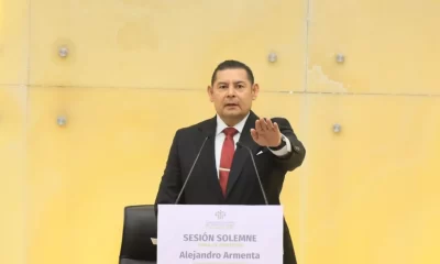 Alejandro Armenta asumió la gobernatura de Puebla para el periodo 2024-2030, comprometiéndose a la austeridad y justicia social.