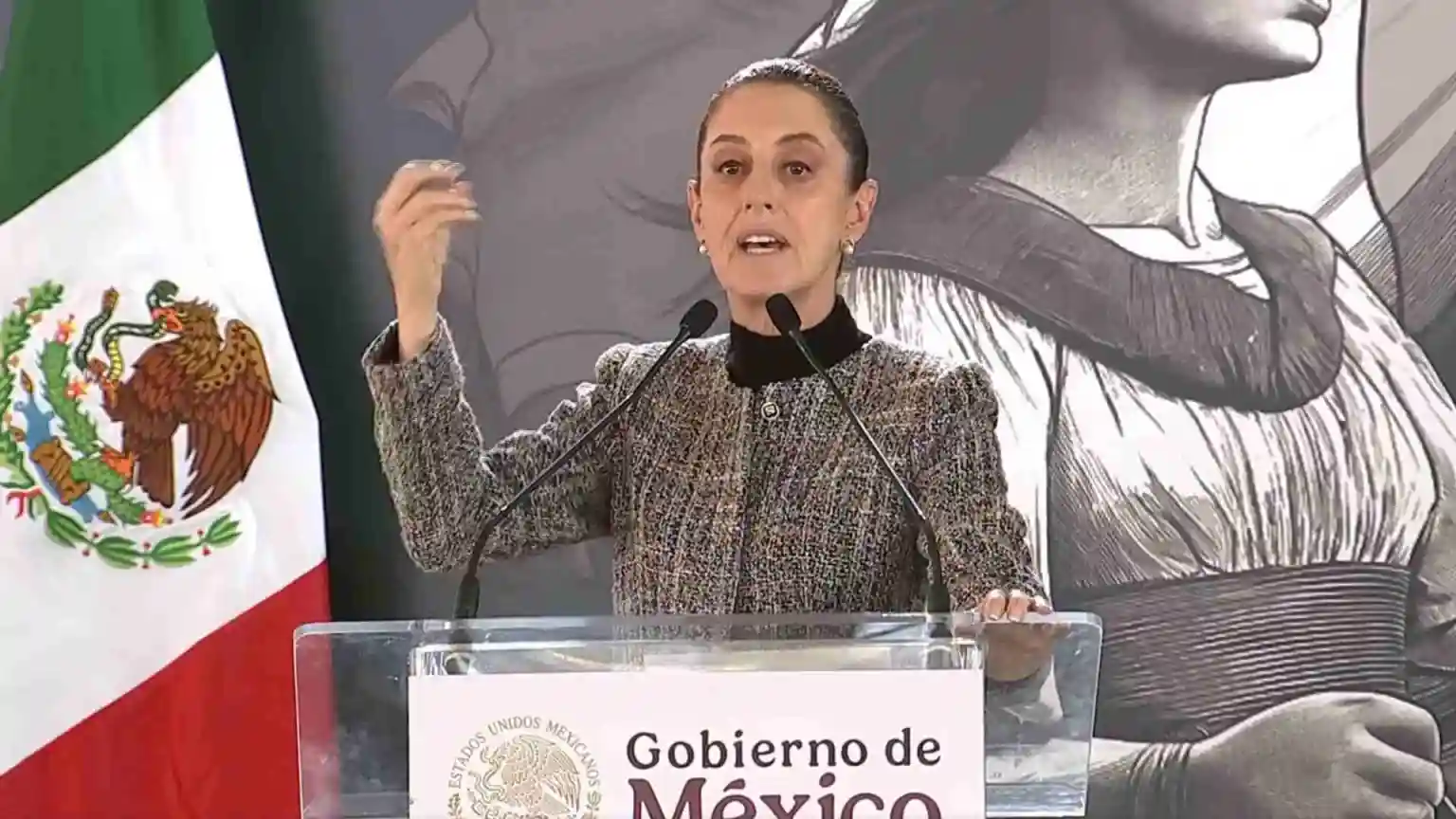 Sheinbaum celebra la reforma judicial que permite elegir jueces por voto popular, afirmando que México cierra 2024 como "el más democrático".