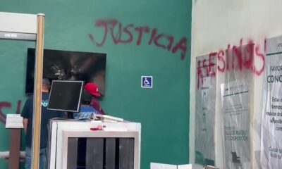 Activistas irrumpen en Ciudad Judicial CDMX exigiendo justicia en casos de transfeminicidio y sentencias más severas. Tensión en la zona.