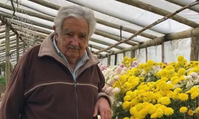 Mujica aprovechó la ocasión para despedirse de sus compañeros y compatriotas, así como de la vida pública.