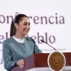 "No, pero no pasa nada, pues, no pasa nada, estará ahí el embajador de México en representación del gobierno mexicano", aseguró.