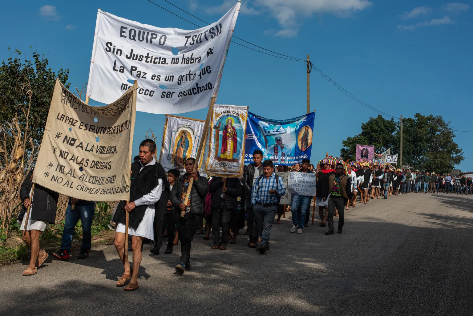 Indígenas de Chiapas exigen justicia por asesinato del padre Pérez y seguridad ante la violencia del crimen organizado en la región.