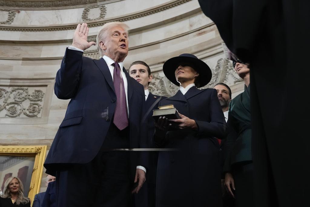 En su discurso inaugural, Trump se comprometió a implementar medidas drásticas en temas migratorios, económicos y sociales.