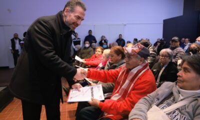 El alcalde Adrián de la Garza reconoce que la certeza jurídica al interior de los hogares también coadyuva a la paz en la ciudad.