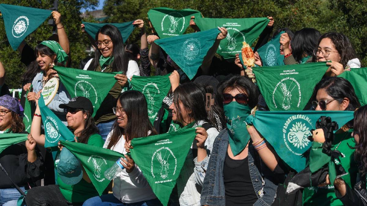 La LXV Legislatura del Congreso de Campeche destacó en redes sociales la importancia de esta reforma como un paso hacia la protección de la salud pública y el respeto a los derechos humanos en el estado.