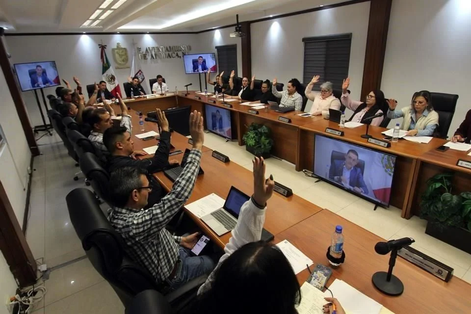 La obra incluirá la instalación de 52 lámparas LED, la delimitación de carriles, banquetas y señalización vertical, con el objetivo de mejorar la movilidad en la zona y brindar mayor seguridad a los automovilistas.