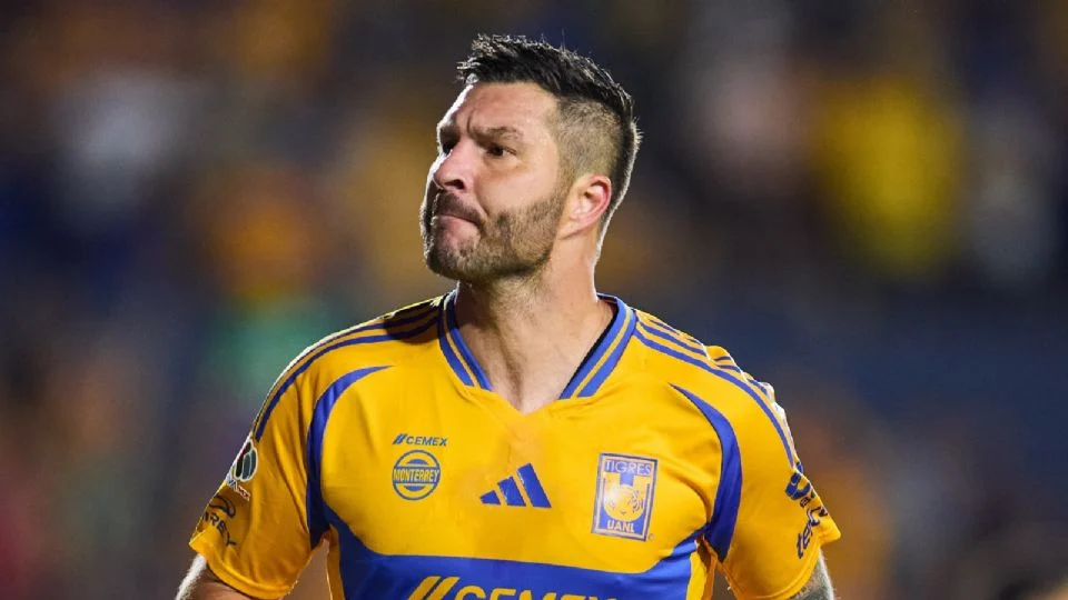 Gignac se encuentra en recuperación tras someterse a un tratamiento en el tendón de Aquiles, lo que lo ha mantenido fuera de acción en las últimas jornadas.