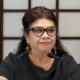 Durante el acto, Brugada pidió a los asistentes guardar un minuto de silencio en memoria de los funcionarios asesinados, gesto que marcó el tono solemne de la conferencia.