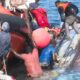 El delegado del Gobierno en Canarias, Anselmo Pestana, calificó el hecho como un “momento trágico” y señaló que el mal estado del mar y el extremo agotamiento de los migrantes dificultaron los rescates.