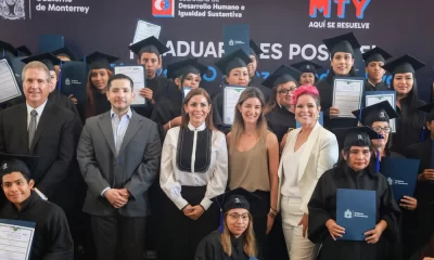 El vehículo fue donado por la Fundación Traxión y se instalará en gimnasios, bibliotecas, centros comunitarios y zonas industriales para facilitar el acceso a la educación.