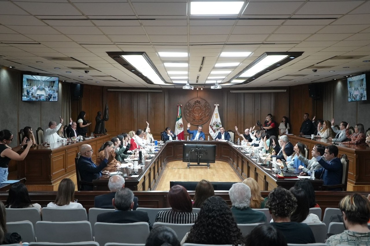Crea nueva Secretaría donde convergen las direcciones de Atención Ciudadana, Concertación Social y Participación Ciudadana para promover que los regiomontanos se involucren con el gobierno.