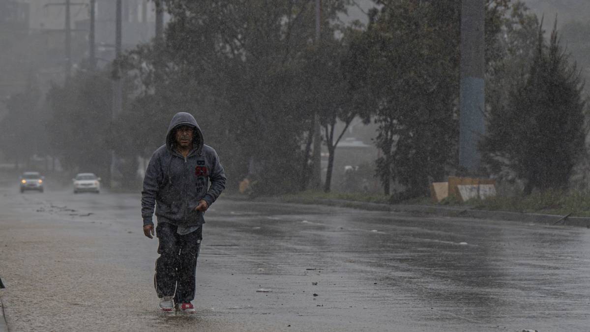 En el norte del país, se esperan lluvias puntuales fuertes (25 a 50 mm) en Coahuila, mientras que chubascos (5 a 25 mm) caerán sobre Chihuahua, Nuevo León y Tamaulipas.