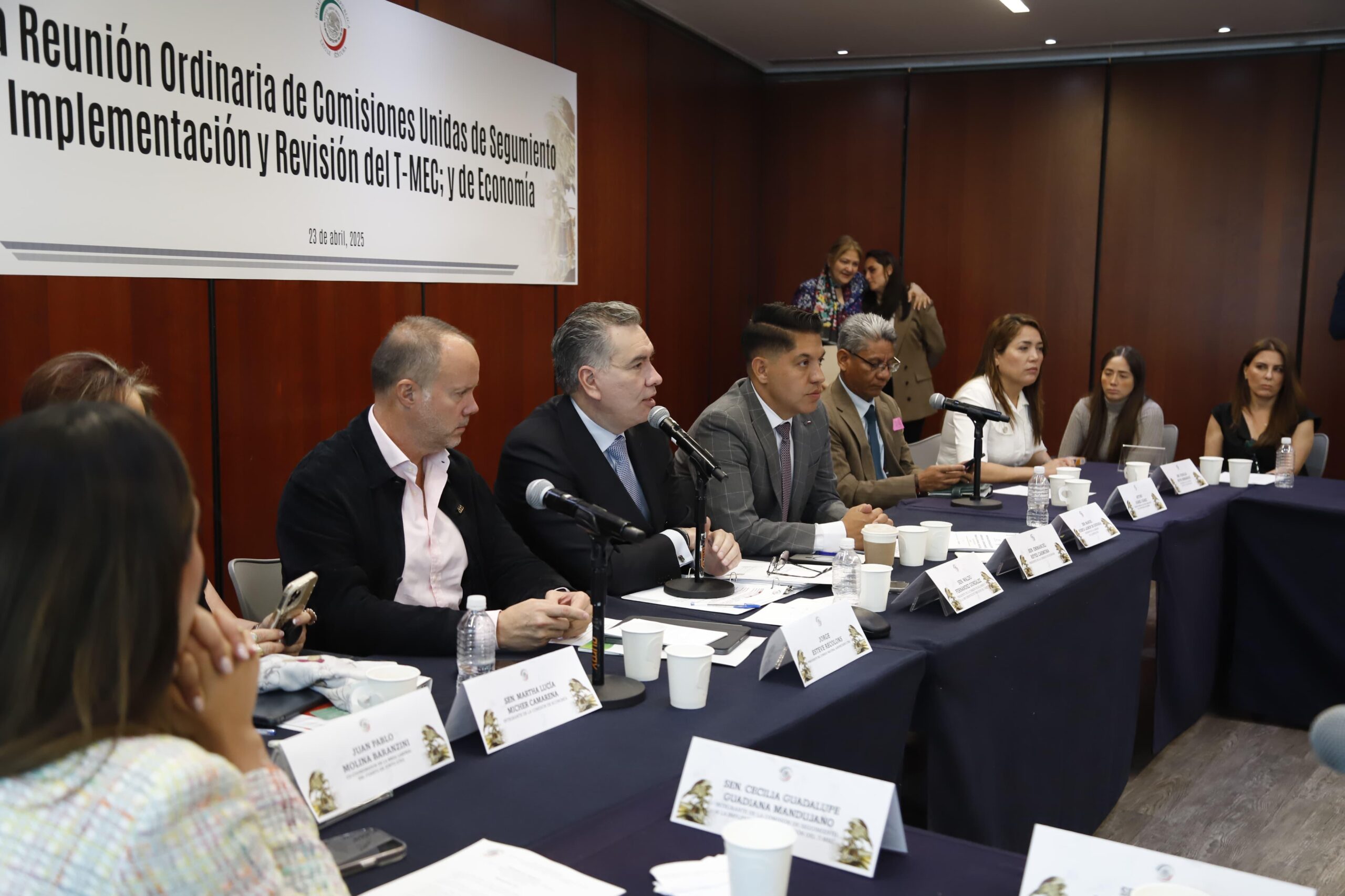 A nivel regional, Esteve Recolons compartió que México, Estados Unidos y Canadá conforman el bloque más competitivo del mundo, produciendo el 18 por ciento de sus productos y con un índice de autosuficiencia alimentaria del 112 por ciento.