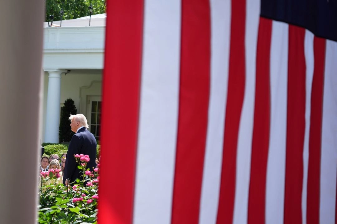 La cadena, propiedad del conglomerado Paramount Global, atraviesa además un proceso de negociación con el equipo legal de Trump, quien presentó una demanda de 20 mil millones de dólares contra “60 minutos” por supuesta manipulación de una entrevista con Kamala Harris.