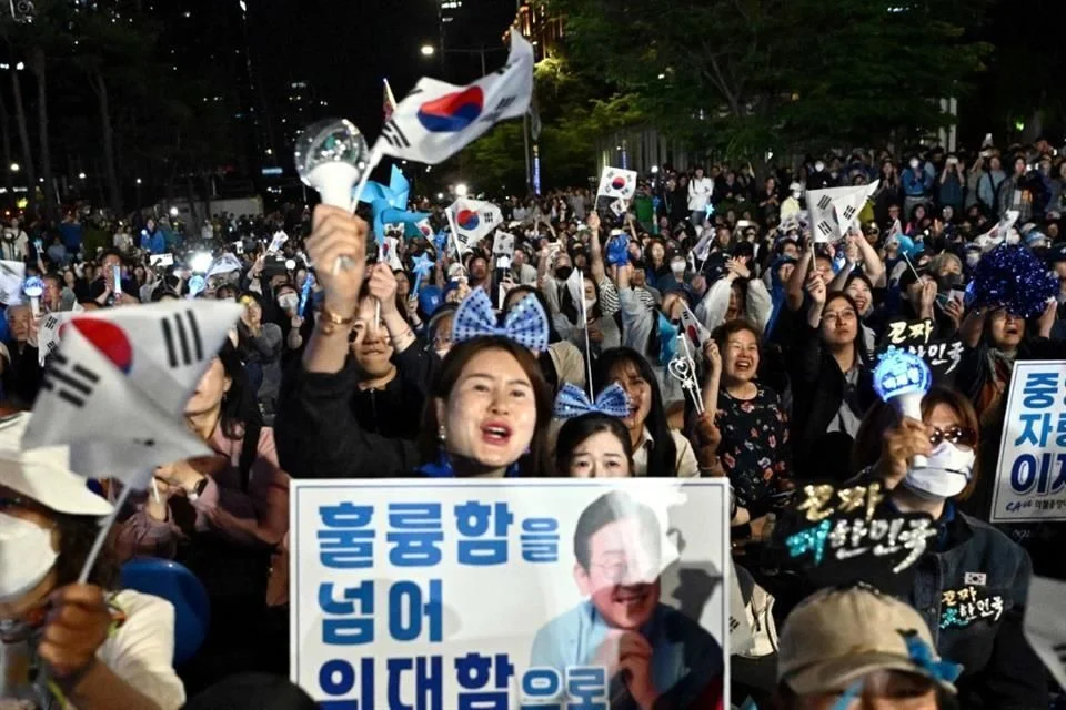 La elección ocurre tras meses de crisis política desatada por el fallido intento del presidente saliente, Yoon Suk Yeol, de imponer la ley marcial, hecho que dejó al país sin liderazgo efectivo durante semanas.