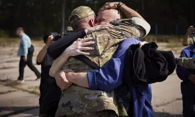 El presidente ucraniano Volodimir Zelensky confirmó que los combatientes liberados pertenecen a diversas fuerzas, incluyendo el ejército, la guardia nacional y la guardia fronteriza, y que muchos de ellos estaban en cautiverio desde 2022