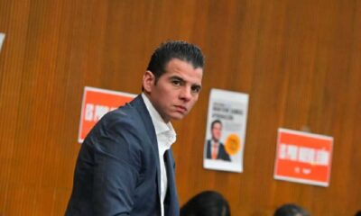 La solicitud de Flores fue presentada a las 10:28 horas ante la Oficialía de Partes del Congreso y, en cuestión de minutos, fue turnada con carácter de urgente a la Comisión de Gobernación