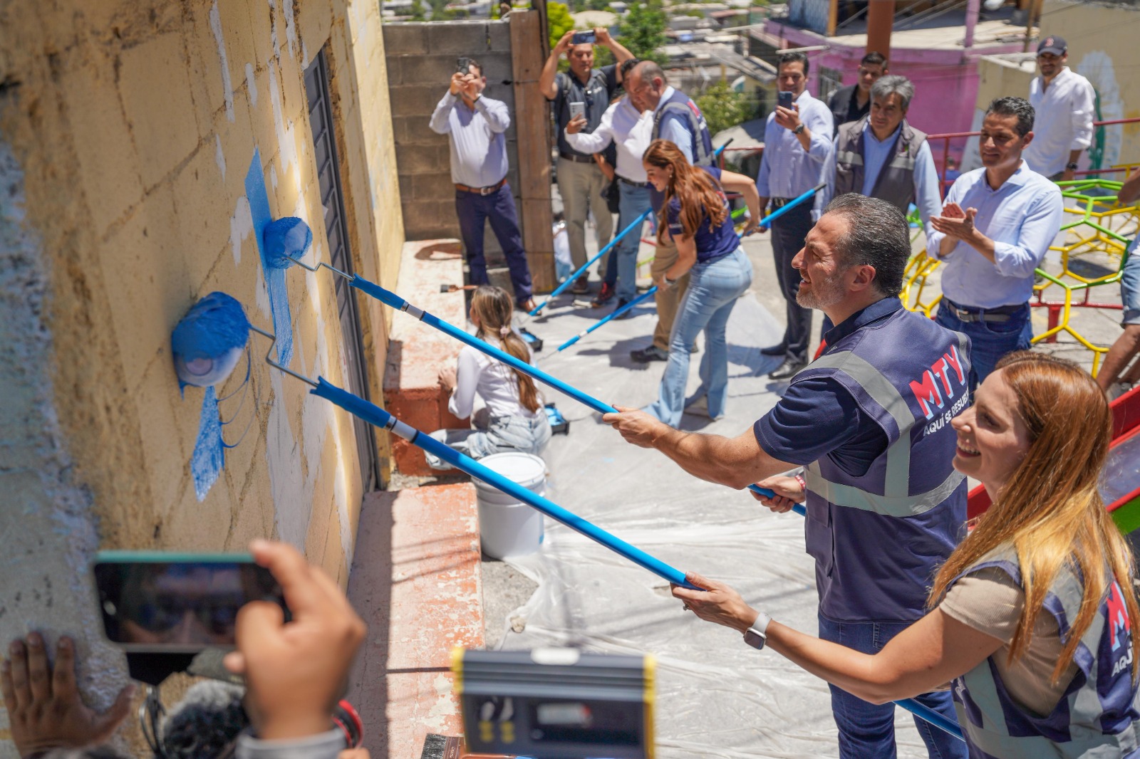 El propósito principal del programa es dignificar las colonias, revitalizar el sentido de pertenencia comunitaria y devolverle a la ciudadanía la tranquilidad de habitar en entornos cuidados, seguros y con identidad.