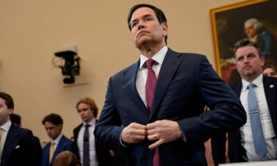 La Orden Ejecutiva 14059, firmada por el presidente Joe Biden en diciembre de 2021, permite congelar bienes, prohibir relaciones comerciales con ciudadanos estadounidenses y suspender el ingreso al país de personas vinculadas con el tráfico de drogas.