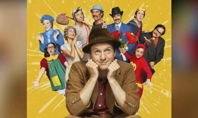 La producción ha generado controversia, particularmente por la ausencia de Florinda Meza, viuda de Chespirito, quien solicitó que su imagen no fuera utilizada.