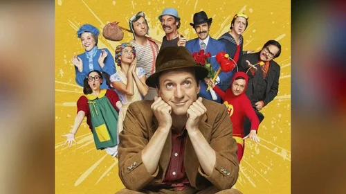 La producción ha generado controversia, particularmente por la ausencia de Florinda Meza, viuda de Chespirito, quien solicitó que su imagen no fuera utilizada.