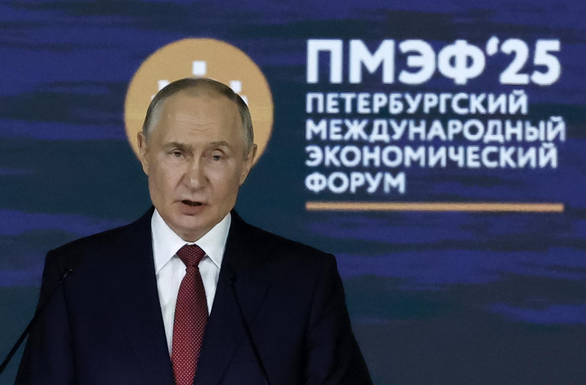 Putin aseguró que Moscú no busca la rendición total de Ucrania, pero exigió el reconocimiento de la “realidad sobre el terreno”, es decir, los territorios ocupados por Rusia