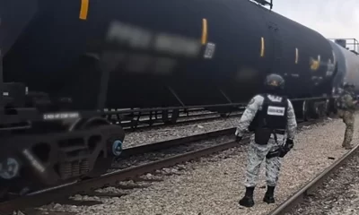 La SSPC señaló que el operativo se realizó gracias a la coordinación con policías estatales, quienes reportaron la presencia sospechosa de los vehículos