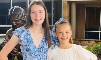 En medio del caos, Brooke alcanzó a enviar un mensaje de texto con las palabras “Te amo”, dirigido a su padre y a los abuelos maternos. Fue el último contacto antes de que las niñas desaparecieran.