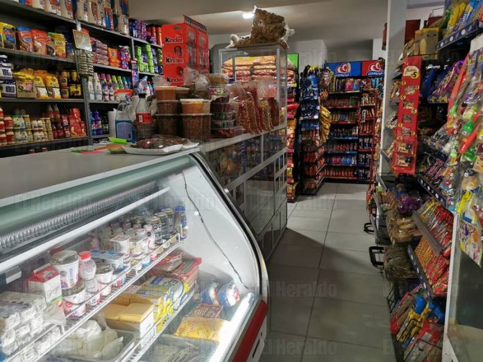 La Encuesta Nacional de Victimización de Empresas (ENVE) 2024 señaló que la extorsión es el delito más reportado por los negocios, siendo Guanajuato, Tabasco y Morelos los estados con mayor incidencia de este crimen.