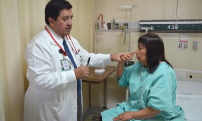 Según la Primera Sala de la Corte, para que proceda una demanda por la vía civil, se debe probar que el daño sufrido por el paciente fue consecuencia directa de una actuación negligente del médico.