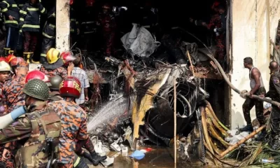 "Expreso mi más profundo pesar y tristeza por el trágico accidente ocurrido hoy", declaró Muhammad Yunus, jefe del Gobierno interino, a través de un comunicado oficial.