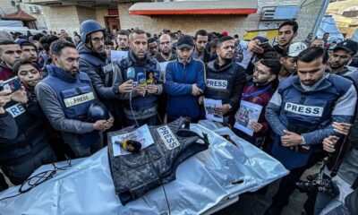 Los pocos periodistas que aún cubren la zona viven bajo amenaza constante. Çağrı Çalışkan, reportero en la frontera con Gaza, relató que fue encañonado y expulsado por soldados israelíes.