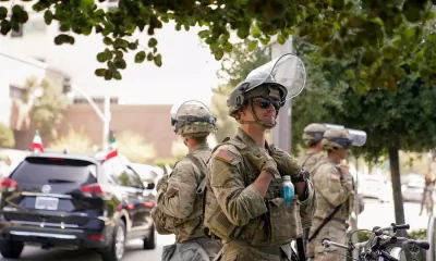 La decisión refleja un intento por reforzar la capacidad operativa del ICE sin vulnerar el marco legal que separa tareas militares de las funciones civiles de inmigración.