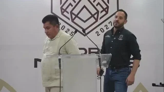 El intercambio comenzó cuando la periodista cuestionó al munícipe morenista si estaría dispuesto a someterse a un examen toxicológico y hacer públicos los resultados