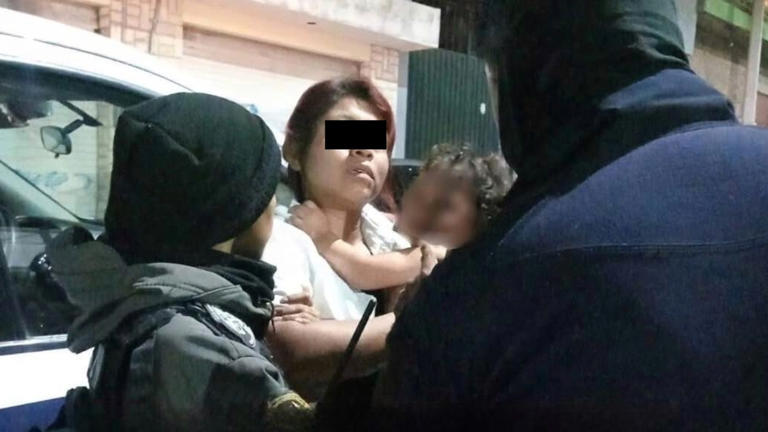 La madre fue trasladada a la seguridad pública para ser puesta a disposición de la Fiscalía General del Estado